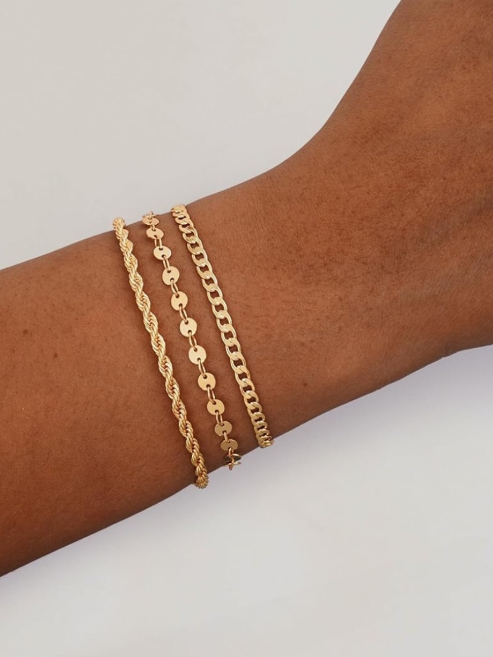 Etoile Gold Dainty Cuban Link Bracelet Stack Set - Picture 4 of 5